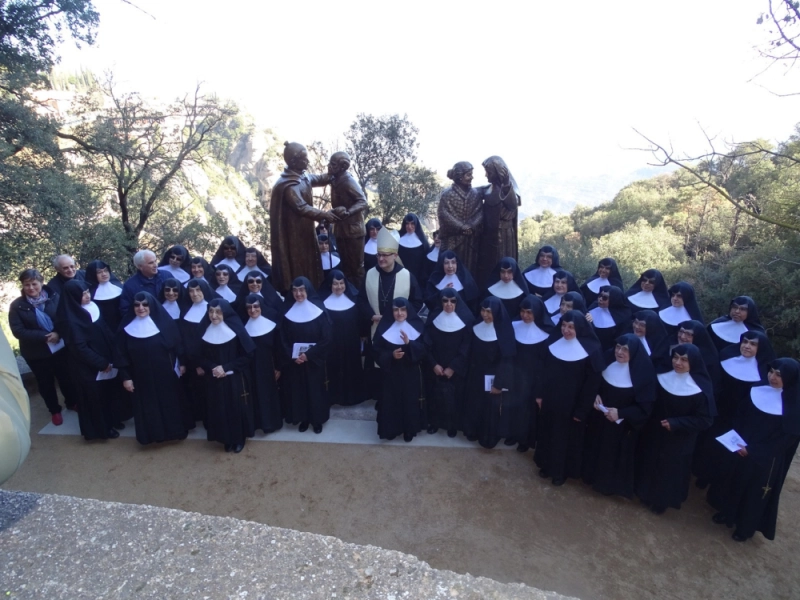 Le Père Fondateur arrive au monastère de Montserrat
