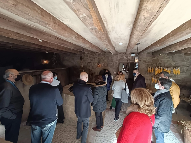 O Prefeito de Huesca, Sr. Luis Felipe Serrate, visita a Casa-Museu