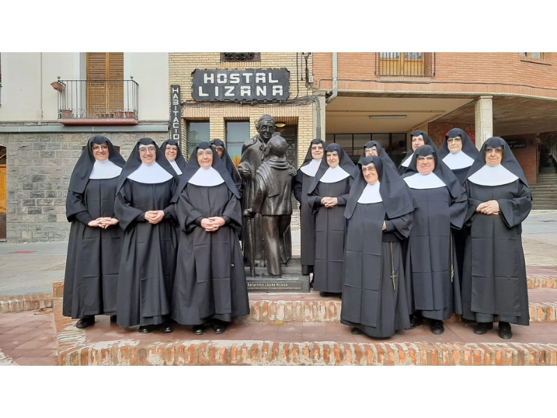 Inauguration de la statue du Père Saturnino López Novoa sur la Place de Lizana à Huesca