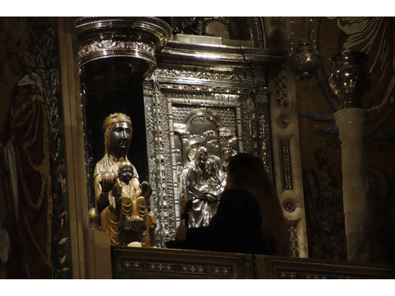Sainte Thérèse de Jornet arrive au monastère de Montserrat