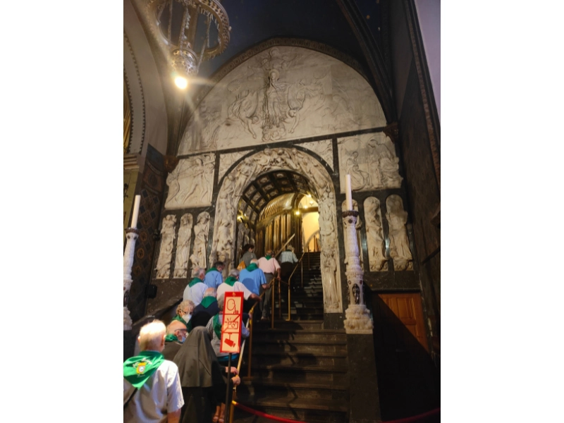 Sainte Thérèse de Jornet arrive au monastère de Montserrat