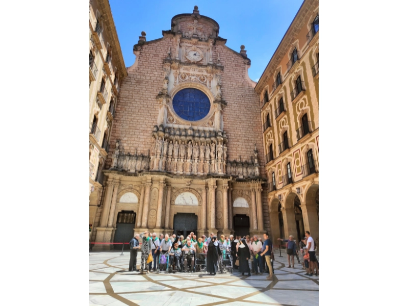 Sainte Thérèse de Jornet arrive au monastère de Montserrat