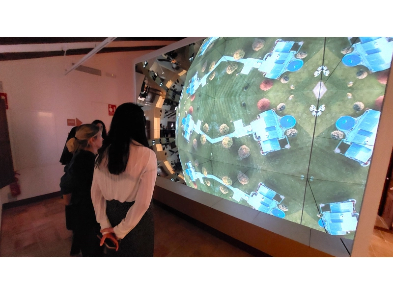 A prefeita de Huesca, Lorena Orduna, visita a Casa-Museu