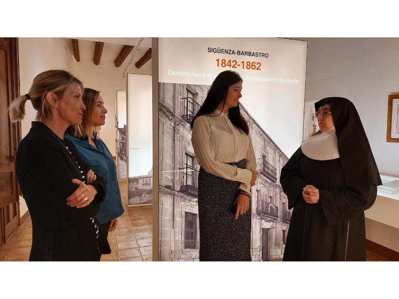 A prefeita de Huesca, Lorena Orduna, visita a Casa-Museu
