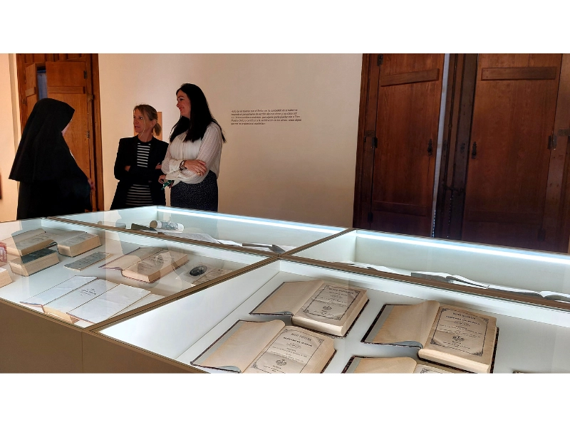A prefeita de Huesca, Lorena Orduna, visita a Casa-Museu
