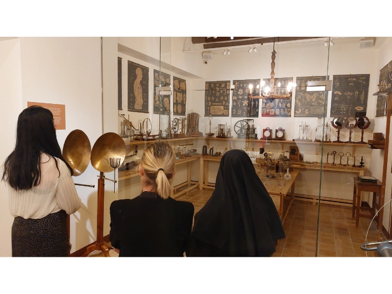 A prefeita de Huesca, Lorena Orduna, visita a Casa-Museu