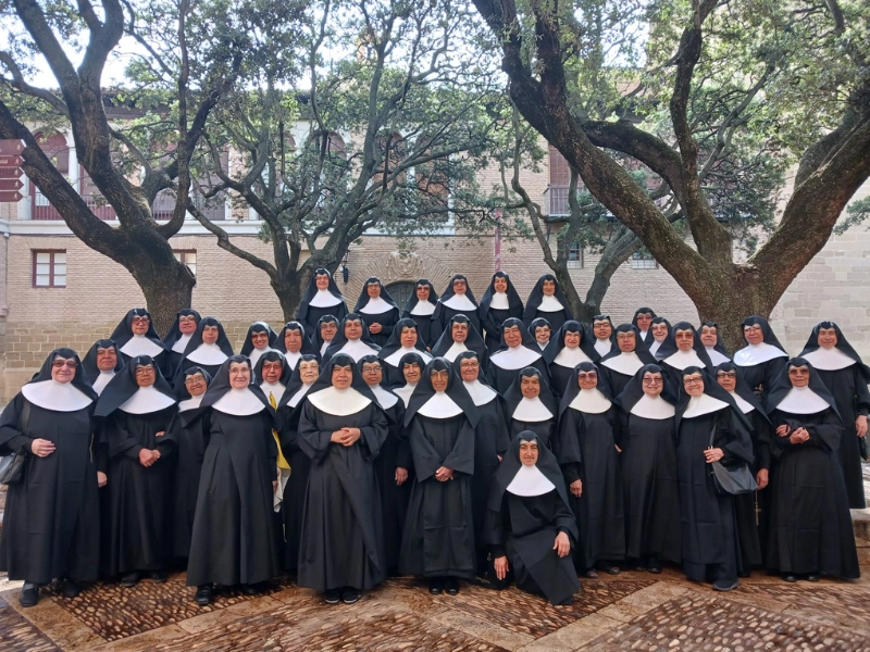 As Irmãzinhas da Bolívia, Cuba, El Salvador, Guatemala, México, Peru, Porto Rico e República Dominicana visitam a Casa Museu