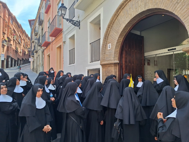 As Irmãzinhas da Bolívia, Cuba, El Salvador, Guatemala, México, Peru, Porto Rico e República Dominicana visitam a Casa Museu