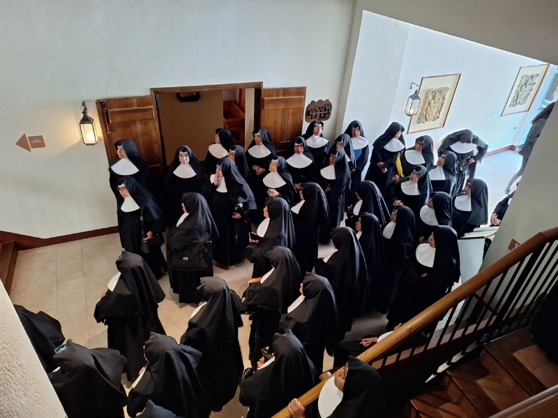 As Irmãzinhas da Bolívia, Cuba, El Salvador, Guatemala, México, Peru, Porto Rico e República Dominicana visitam a Casa Museu