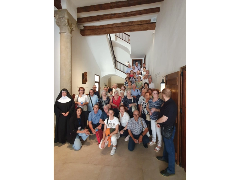 Visit of a Group of Residents from Gimenells (Lleida) Visit of a Group of Residents from Gimenells (Lleida)